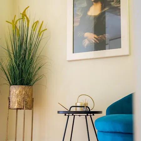 Luci Luxury Retreat Apartment