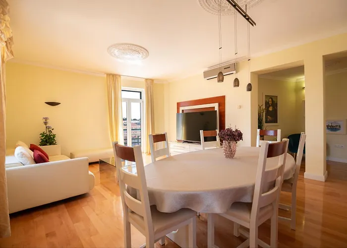 Lucy Retreat - Center - Near Diocletian's Palace With Jacuzzi *