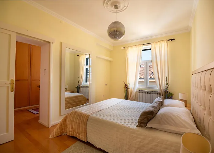 Lucy Retreat - Center - Near Diocletian's Palace With Jacuzzi 斯普利特