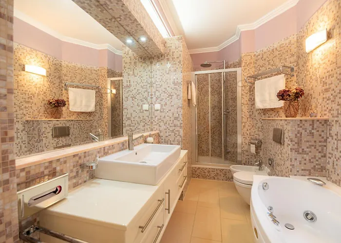 Lucy Retreat - Center - Near Diocletian's Palace With Jacuzzi * 斯普利特