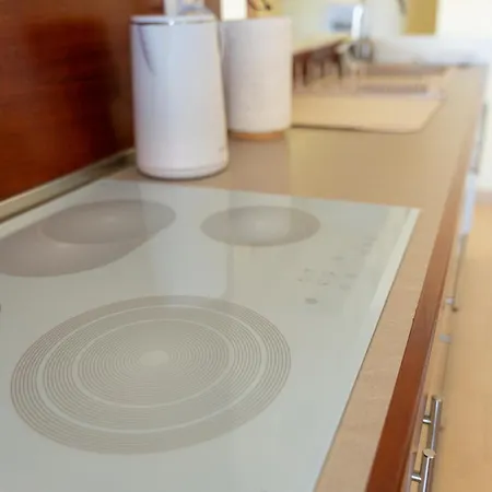 Apartman Lucy Retreat - Center - Near Diocletian's Palace With Jacuzzi *